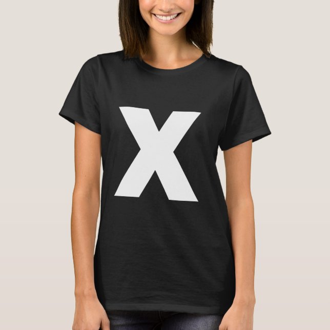 Camiseta A Letra X Maiúscula Texto Branco Simples Negrito (Frente)