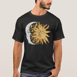 Camiseta A Lua do Sol dos Homens de Montanha