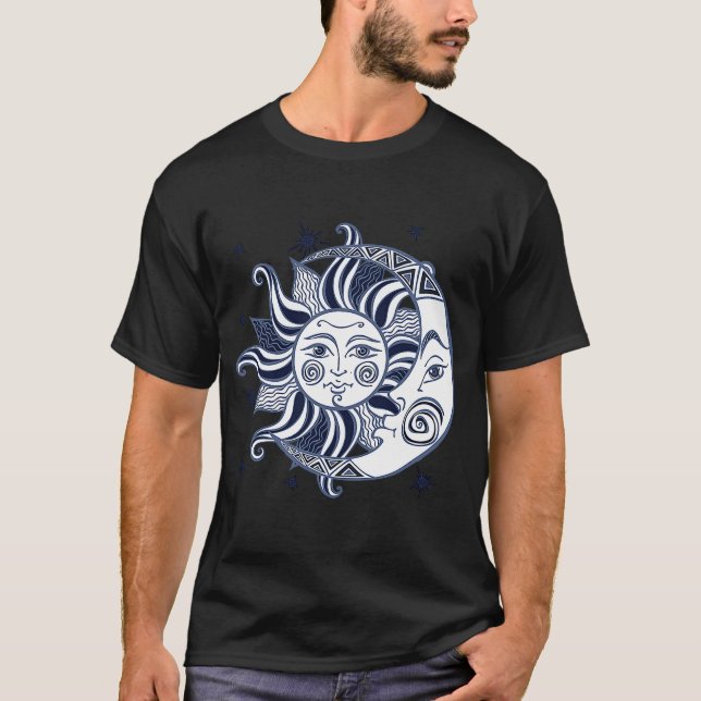Camiseta A Lua do Sol dos Homens de Montanha (Frente)