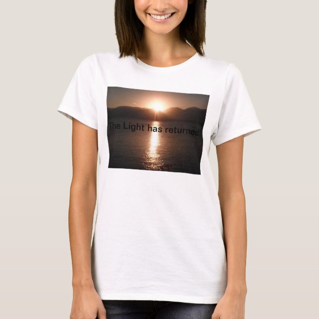 Camiseta A Luz voltou! (Frente)