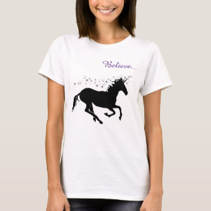 Camiseta A mágica do unicórnio acredita o T das mulheres