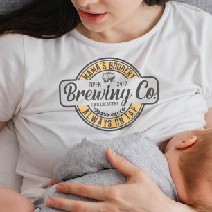 Camiseta A mamã está a amamentar a mamadeira nova e doida à
