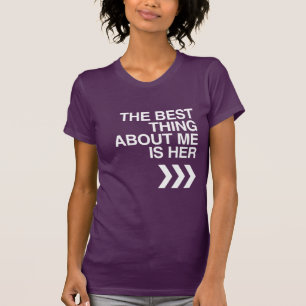 Camiseta A MELHOR COISA SOBRE MIM É ELA - BRANCA -.png