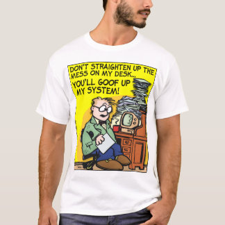 Camiseta A Mess Na Minha Mesa
