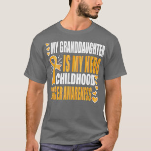 Camiseta A minha neta é a minha heroína, a guerra do cancer
