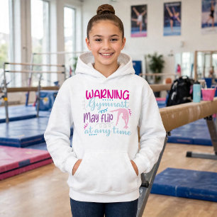 Camiseta A moça rosa azul-rosa é engraçada e sacudir