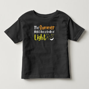Camiseta A Noite de Verão tem um sorriso de luz