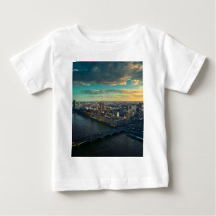 Camiseta A paisagem urbana de Londres com Sunset