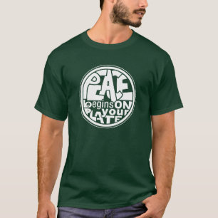 Camiseta A paz do slogan do Vegan começa em sua placa