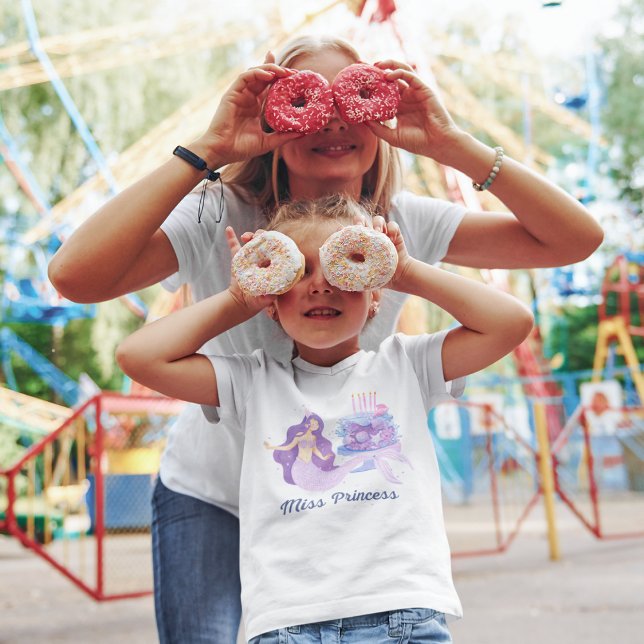 Camiseta A Pequena Princesa Sereia Personalizada Bonito (Criador carregado)
