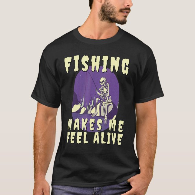 Camiseta A Pesca Me Faz Sentir Vivo Esqueleto com Pesca (Frente)
