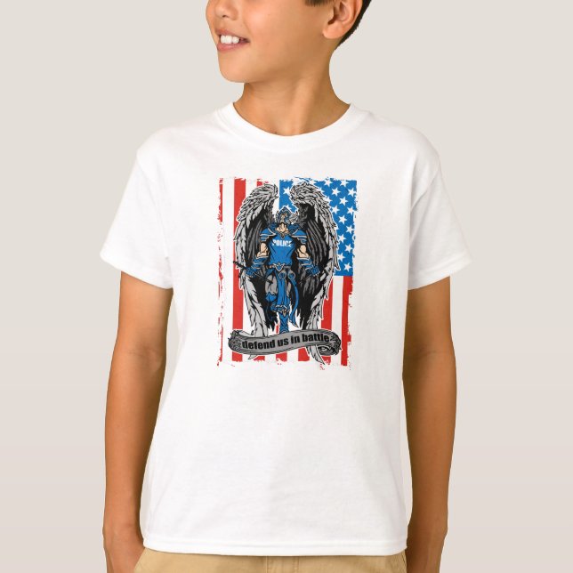 Camiseta A polícia de St Michael defende-nos na batalha (Frente)