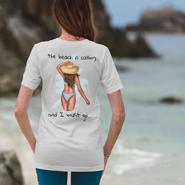 Camiseta A praia está chamando e eu devo ir a mulher Bikini (Criador carregado)