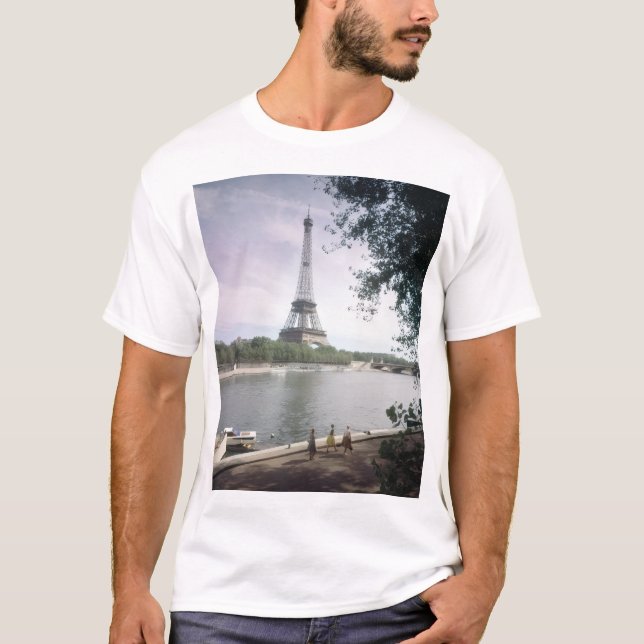 Camiseta A Torre Eiffel. Paris, por volta de 1960. (Frente)