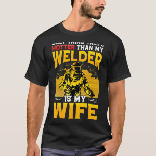 Camiseta A única coisa que é mais quente que a minha soldad