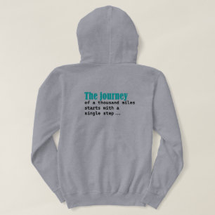Camiseta A Viagem De Mil Milhas Começa Com Um Passo