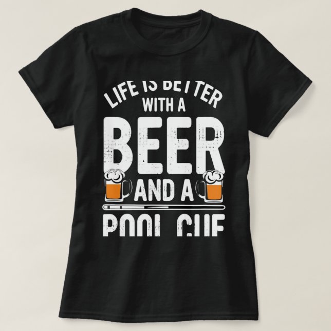Camiseta A Vida Da Cerveja É Melhor Com Uma Cerveja E Uma P (Frente do Design)
