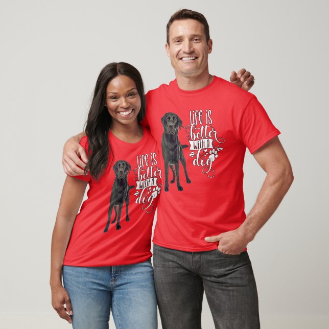 Camiseta A Vida De Retriever Do Labrador Negro É Melhor Com (Unissex)