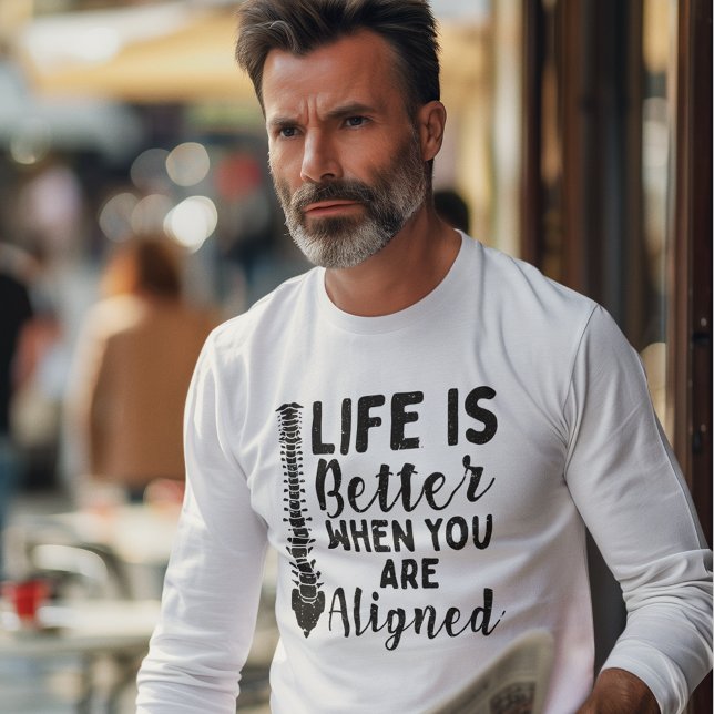 Camiseta A vida do quiroprático é melhor quando o trabalhad (Chiropractic Life is Better Aligned Long Sleeve Mens T-Shirt)