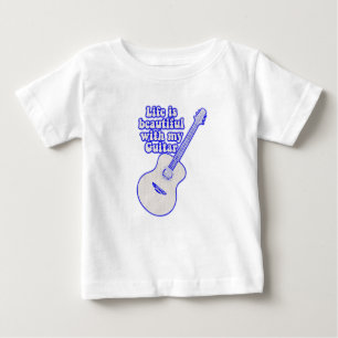 Camiseta A vida é bela com o meu violão.
