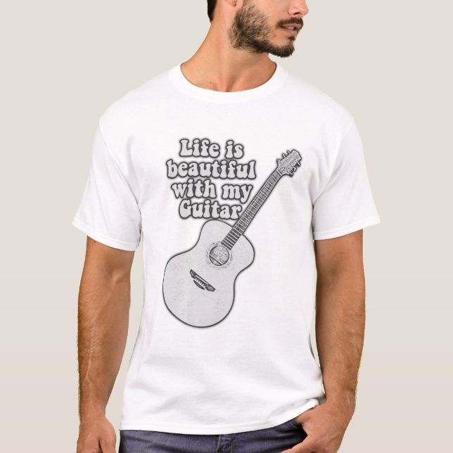 Camiseta A vida é bela com o meu violão. preto e branco (Frente)