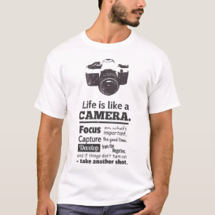 Camiseta A vida é como uma citação de câmera, preto e branc