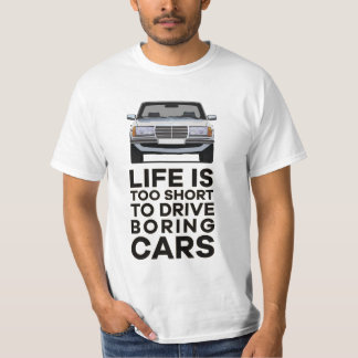 Camiseta A vida é curta demais para dirigir carros chatos M
