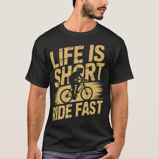 Camiseta A Vida é Curta, Pedale Rápido  (Frente)
