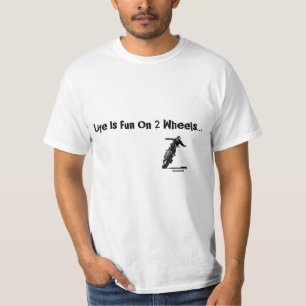 Camiseta A vida é divertimento em…