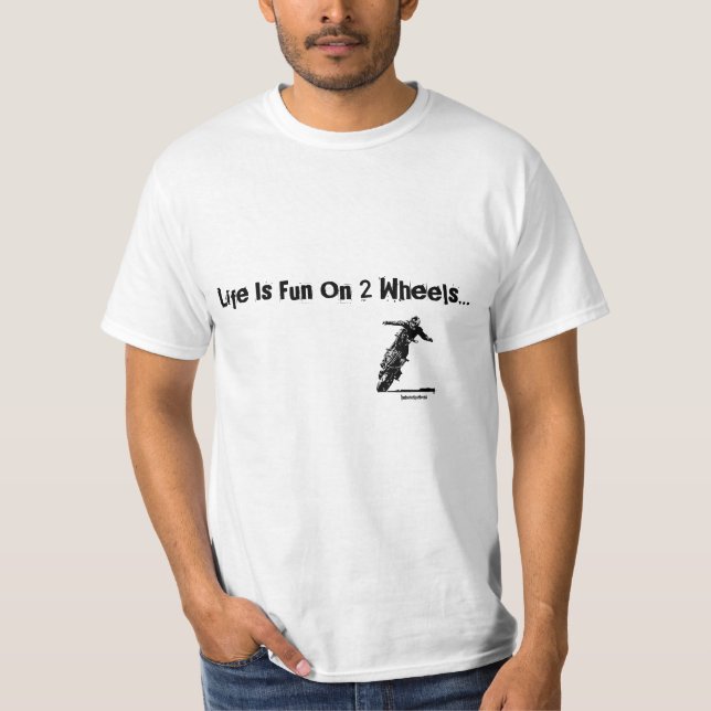 Camiseta A vida é divertimento em… (Frente)