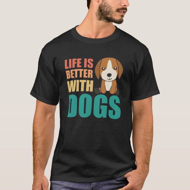 Camiseta A Vida É Melhor Com Cachorros Gelados (Frente)