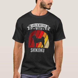 Camiseta A Vida É Melhor Com Os Cachorros De Shikoku