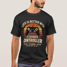 Camiseta A Vida é Melhor Com Um Controle Carregado Retro