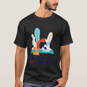 Camiseta A Vida É Melhor Com Vinho Gatos E Yoga