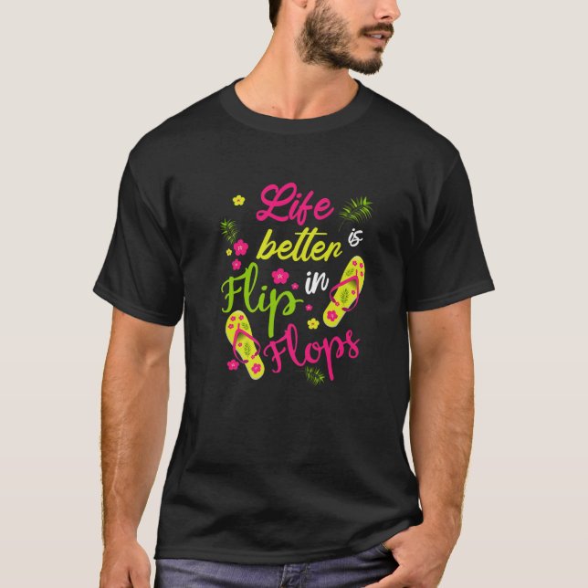 Camiseta A Vida É Melhor Em Chinelos - Praia (Frente)