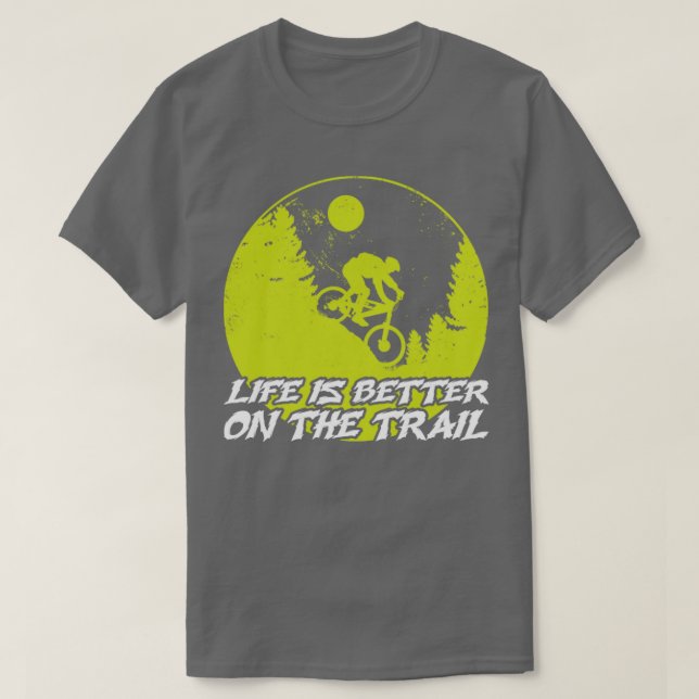 Camiseta A Vida É Melhor Em Um Caminho (Frente do Design)