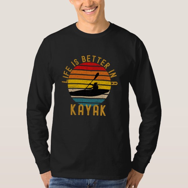Camiseta A Vida É Melhor Em Um Retro Kayak (Frente)