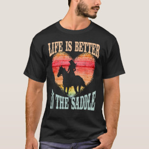 Camiseta A Vida É Melhor Na Moça De Saddle Que Anda Com Med