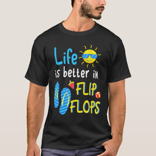 Camiseta A Vida É Melhor Nos Chinelos 3 (Frente)