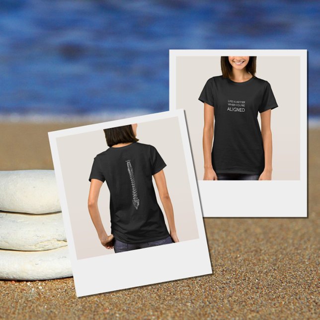 Camiseta A vida é melhor quando você está alinhado, Chiropr (Criador carregado)