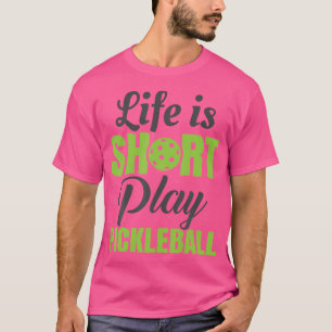 Camiseta A Vida É Uma Jogada Curta