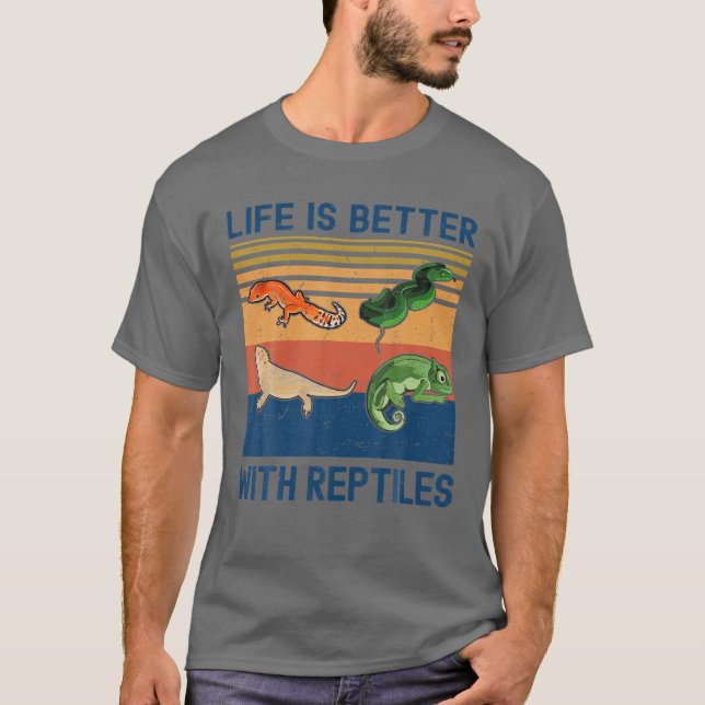 Camiseta A Vida Engraçada É Melhor Com Répteis Para O Amor  (Frente)