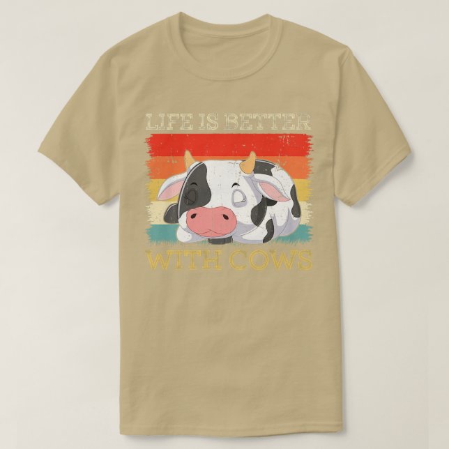 Camiseta A Vida Farmária É Melhor Com As Vacas, Fazenda De  (Frente do Design)
