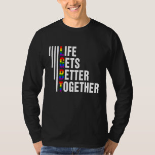 Camiseta A Vida Melhora Junto Com O Orgulho Lgbtq Mês 2022