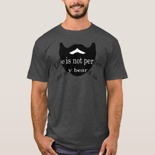 Camiseta A vida não é perfeita, mas minha barba é 2