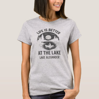 Camiseta A vida personalizada é melhor no lago da canoa de