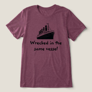 Camiseta AA Destruído no mesmo desenho de embarcação