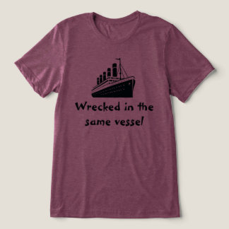 Camiseta AA Destruído no mesmo desenho de embarcação