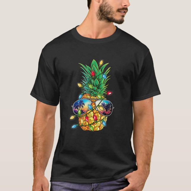 Camiseta Abacaxi Tropical Horto de Natal Árvore Mal (Frente)