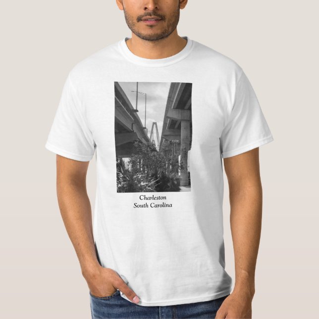 Camiseta Abaixo da Escala de Cinza Arthur Ravenel (Frente)